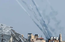 Gaza Bangkit! Hamas...
