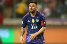 Messi Tua-tua Keladi,...