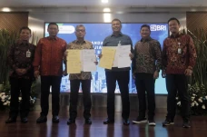 Debitur KUR BRI Dapatkan...