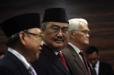 Pelantikan Anggota Majelis...