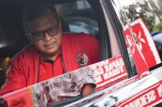 Sekjen PDIP Tanggapi...