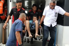 Malaysia Deportasi Pekerja...