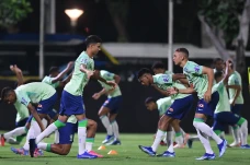 Mengintip Latihan Perdana...