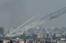 Gaza Kembali Diserang,...