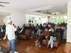 Diskusi Publik Strategi...