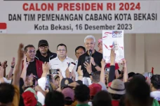 Ganjar Pranowo Bersama...