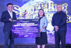 Rayakan Natal 2023,...