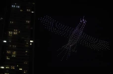 Atraksi Formasi Drone...