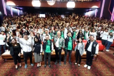 Ganjar Pranowo Hadiri...