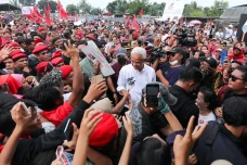 Sambangi Medan, Ganjar...
