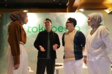 Pembukaan Tokopedia...