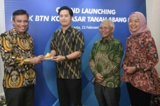 Penuhi Kebutuhan Transaksi...