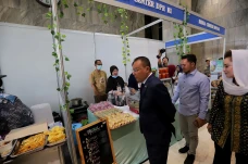 Pameran Bazar UMKM Wartawan...
