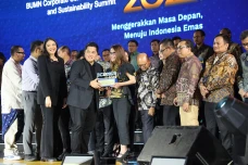 MIND ID Raih Penghargaan...