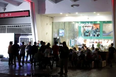 Nongkrong Seru di Zona...