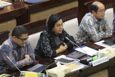 Raker Kemenkeu dengan...