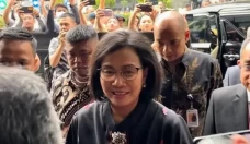 4 Menteri Jokowi Hadiri...