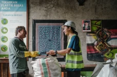 CooperVision Perluas...
