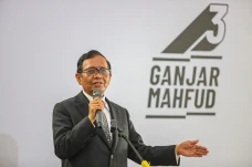 Mahfud MD Ucapkan Selamat...