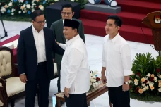 KPU Menetapkan Prabowo-Gibran...
