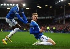 Perkasa! Everton Tekuk...
