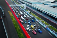 Subaru Indonesia Tampil...