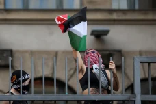 Demonstran Pro-Palestina...