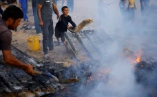 Serangan Israel ke Kamp...