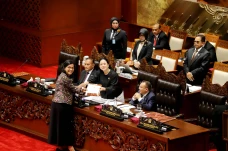 Tanggapan atas Pandangan...