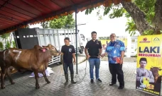 Semangat Berkurban untuk...