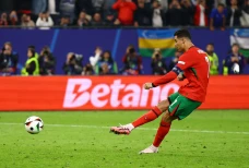 Portugal vs Prancis:...