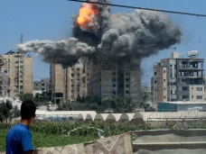 Serangan Udara Israel...