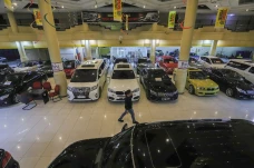 Pasar Mobil Bekas Makin...