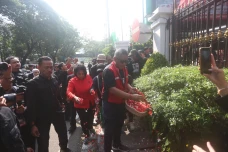 PDI Perjuangan Gelar...