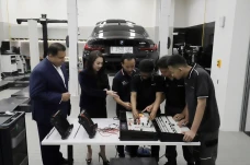 BMW Indonesia Cetak...