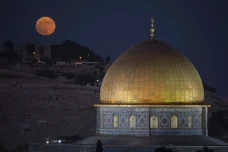 Penampakan Supermoon...