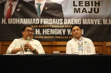 Mohammad Firdaus Kenalkan...