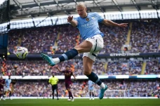 Erling Haaland Cetak...