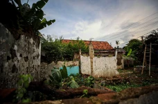 Sunyi Sepi Kampung ‘Zombie’...