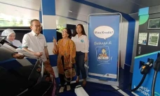 Peringati Hari Pelanggan...