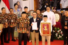Rapat Pleno Pengundian...