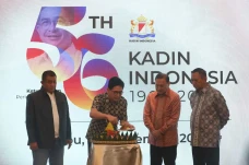 Perayaan HUT Kadin Indonesia...