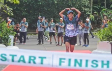 Rayakan Hari Ulang Tahuan...