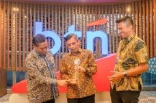 BTN Raih Pengargaan...