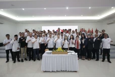 Partai Perindo Tumpengan...