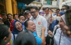 Pelukan Hangat Warga...