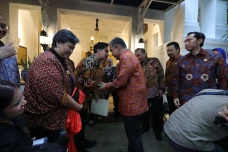 Pertemuan Gibran dengan...