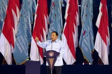 Prabowo Subianto Hadiri...