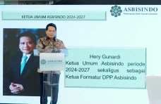 Kembali Terpilih sebagai...