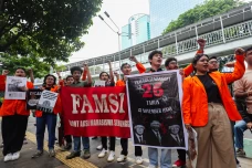 Aksi Peringati Tragedi...